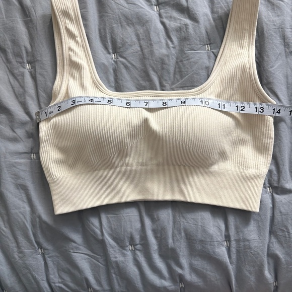 JOYO Amazon NWOT Seamless Ribbed Tank Top Sports Bra Size Medium Cream - Picture 9 of 10